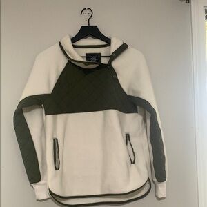 White and Green Quilted Pullover